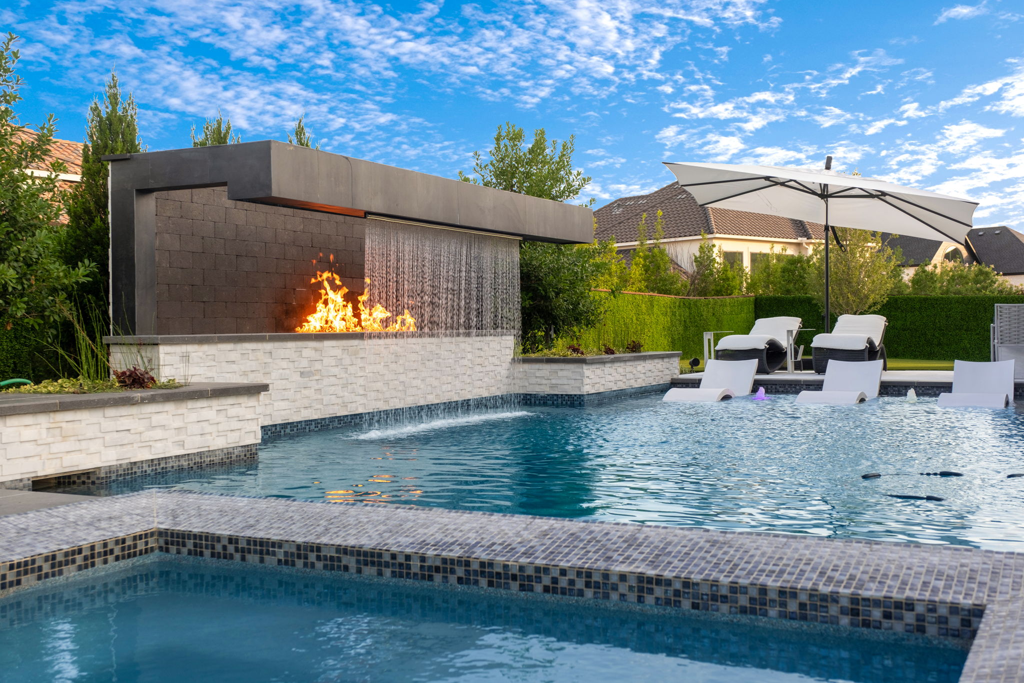 Custom Water and Fire Features in Dallas TX